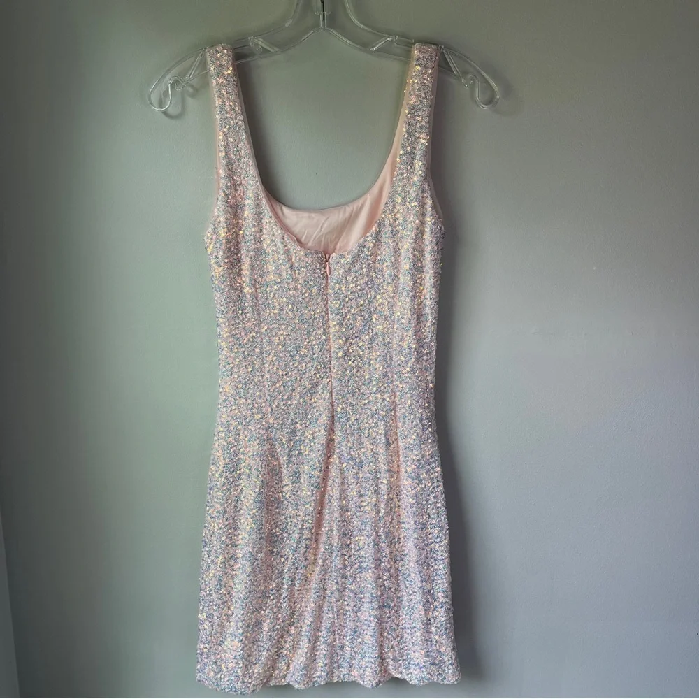 Mable Sequin Pink Scoopneck Mini Homecoming Dress